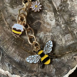 Cute Bee Honeypot & Daisy purse charm